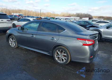 2015 Nissan Sentra Sr z USA, uszkodzony, nr VIN 3N1AB7AP3FY377748
